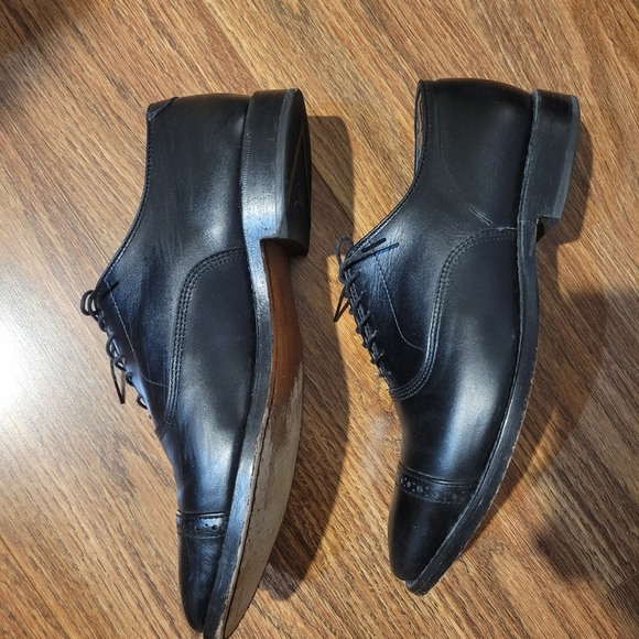Allen Edmonds Fifth Avenue Black Leather Cap-Toe Dress Shoes Mens Size 8D - Picture 3 of 8